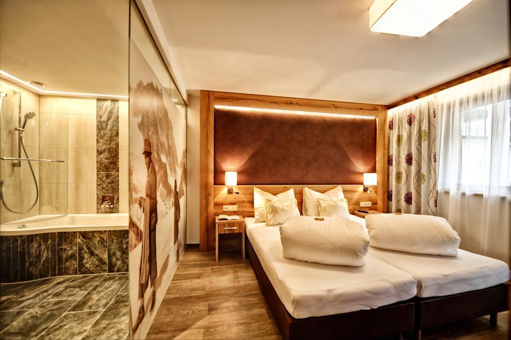 Hotel Arnika イシュグル エクステリア 写真
