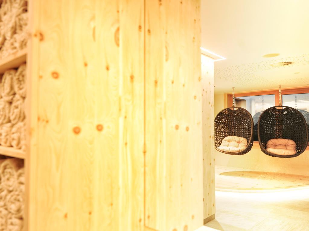 Hotel Arnika イシュグル エクステリア 写真