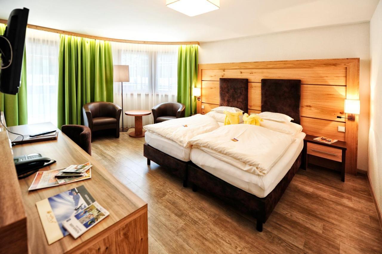 Hotel Arnika イシュグル エクステリア 写真